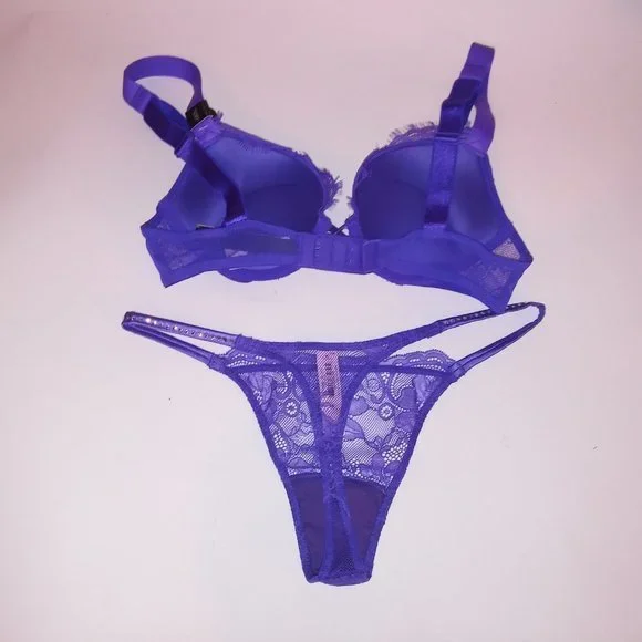 Victoria Secret‎ Bra Set